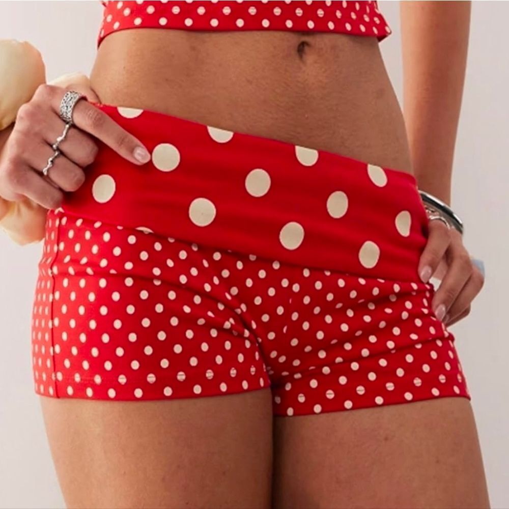 💬🔸️🅰️NWOT Red Polka Dot Lowrise Lounge Shorts Small